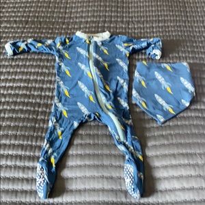 New Kickee Pants One piece + matching bib